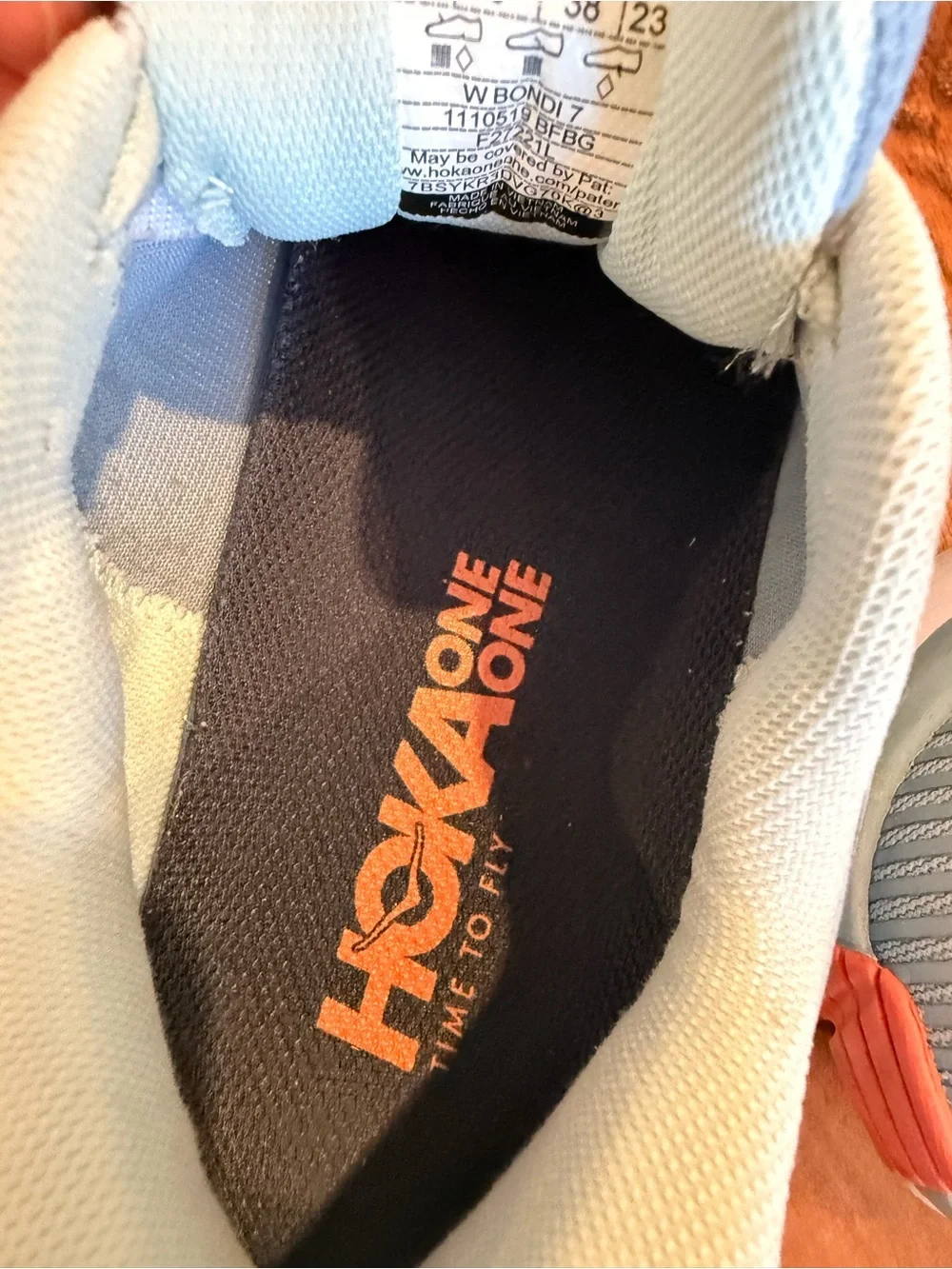 Hoka One One Bondi 7 Blue and Coral Running Shoes - Picture 12 of 13